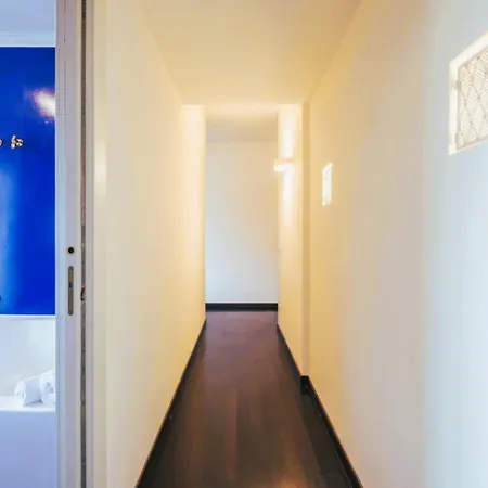 Apartment Elegant Penthouse With A View Of The Two Towers And Piazza Maggiore *