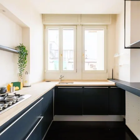 Apartment Elegant Penthouse With A View Of The Two Towers And Piazza Maggiore Bologna